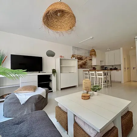 Appartement Sfeervol En Lichtrijk Centrum