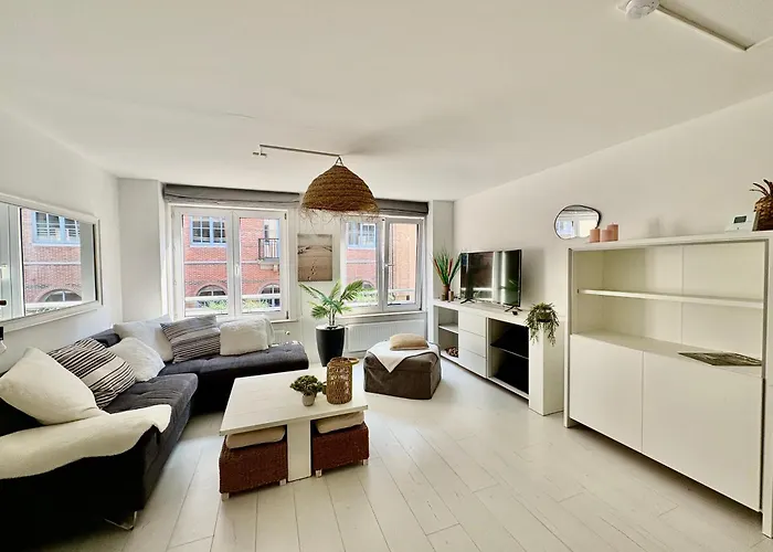 Sfeervol En Lichtrijk Centrum Appartement